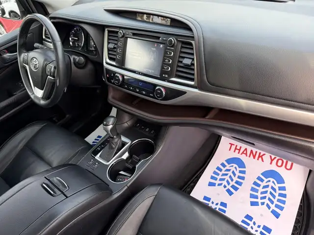 2016 TOYOTA HIGHLANDER XLE 4WD 8 Passengers - Photo 26