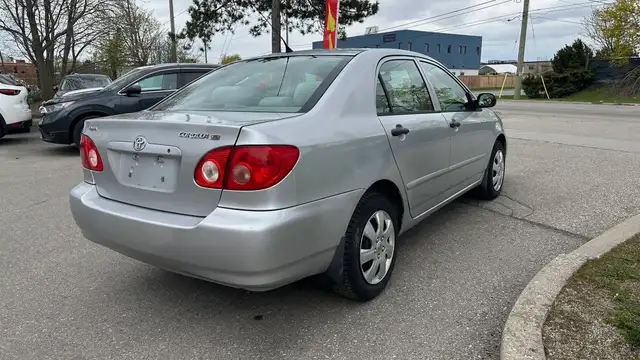 2005 Toyota Corolla 4DR SDN CE-LOW MAINTENANCE-CLEAN-AIR CONDITI - Photo 5