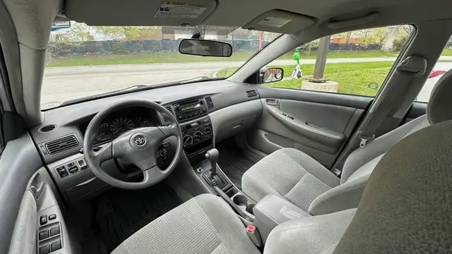 2005 Toyota Corolla 4DR SDN CE-LOW MAINTENANCE-CLEAN-AIR CONDITI - Photo 11