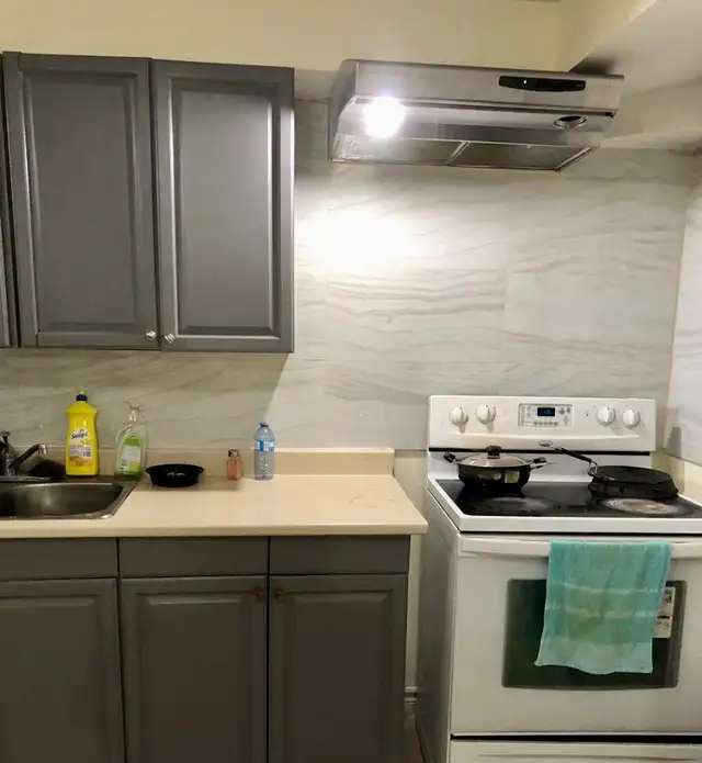 2 Bedroom Basement for Rent in  Brampton near trinity commons!