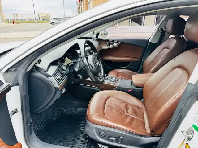 2012 Audi A7 4dr HB quattro 3.0 Premium - Photo 13