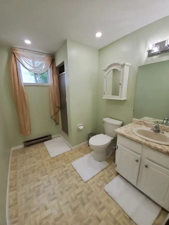 PRIVATE BEDROOM FOR RENT - WHITE OAKS - Photo 4