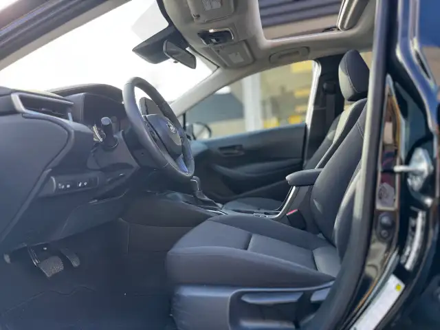 2025 TOYOTA COROLLA - Photo 9