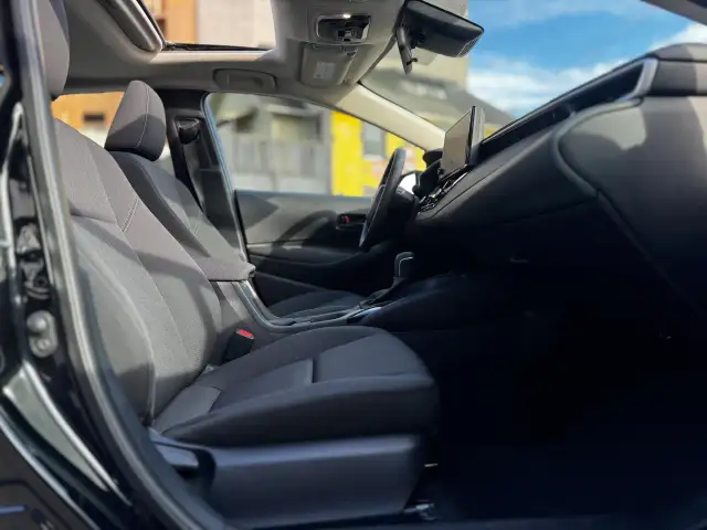 2025 TOYOTA COROLLA - Photo 12