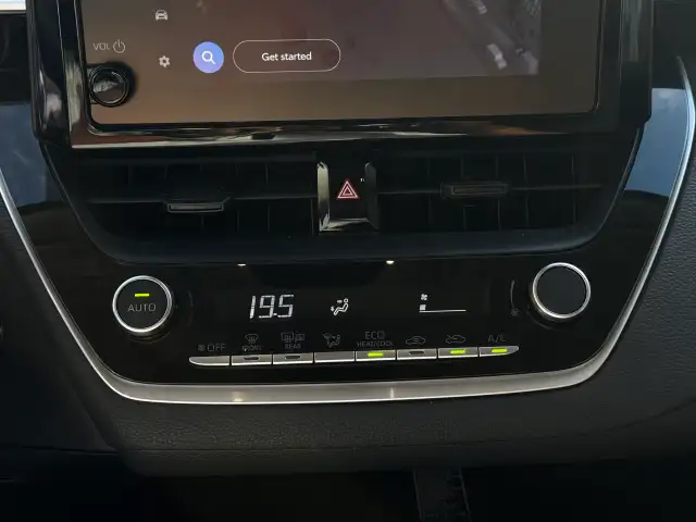 2025 TOYOTA COROLLA - Photo 16
