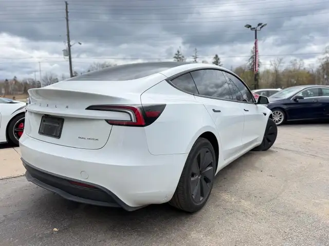 2024 Tesla Model 3 Long Range AWD - Photo 11