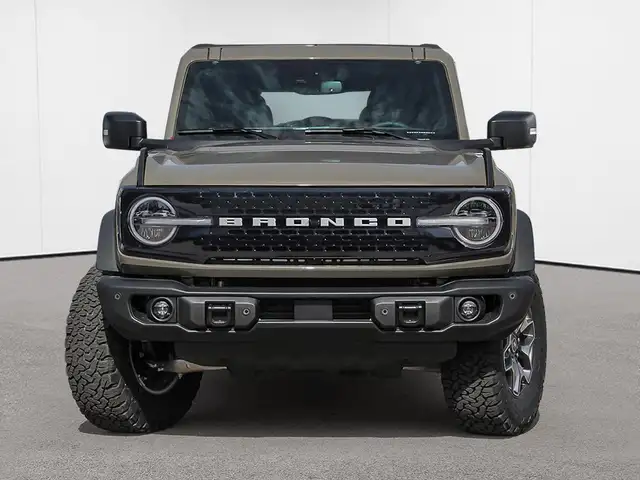 2026 Ford Bronco Badlands - Photo 3