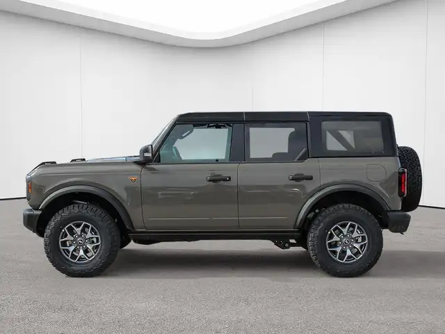 2026 Ford Bronco Badlands - Photo 4