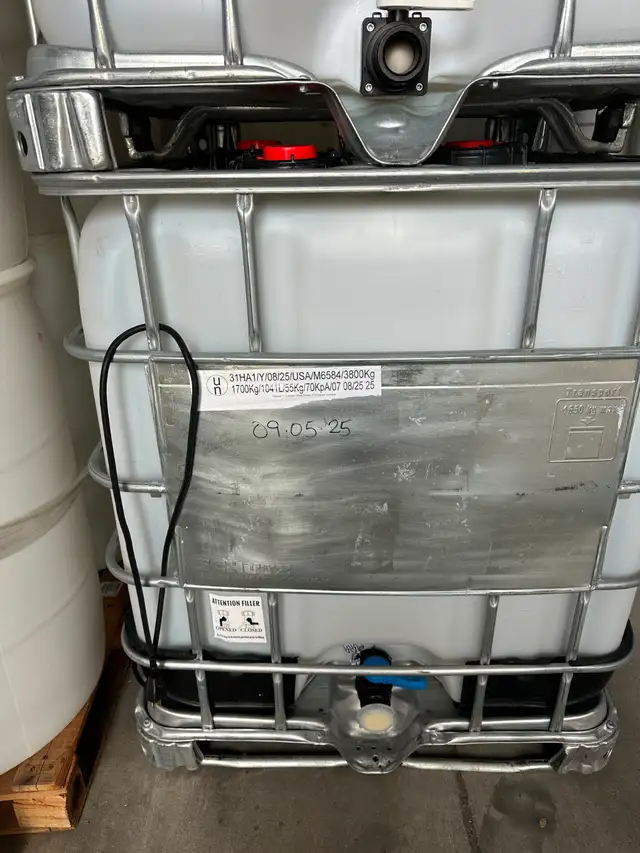 Heated totes - 1000 - 1200 Lit.  Totes with heater. - Photo 2