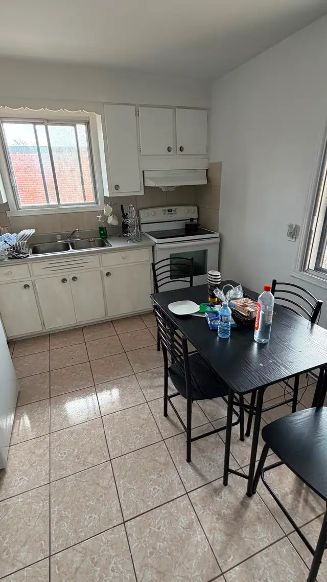 4-1/2 appartment for rent in Longueuil - Photo 5