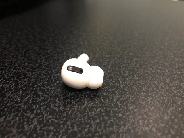 Apple AirPods Pro Generation 1 RIGHT (A2083) EARBUD ONLY - Photo 2