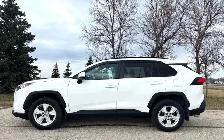 2021 Toyota RAV4 XLE AWD SUNROOF - NO ACCIDENTS - WARRANTY INCL - Photo 2