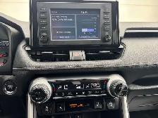 2021 Toyota RAV4 XLE AWD SUNROOF - NO ACCIDENTS - WARRANTY INCL - Photo 9