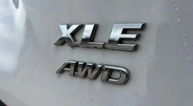 2021 Toyota RAV4 XLE AWD SUNROOF - NO ACCIDENTS - WARRANTY INCL - Photo 22