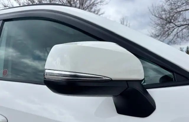 2021 Toyota RAV4 XLE AWD SUNROOF - NO ACCIDENTS - WARRANTY INCL - Photo 23