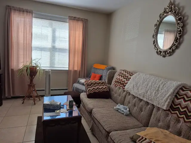 June. 1bdr apt  a den. Heat included. Parking. Elevator. East SJ - Photo 3