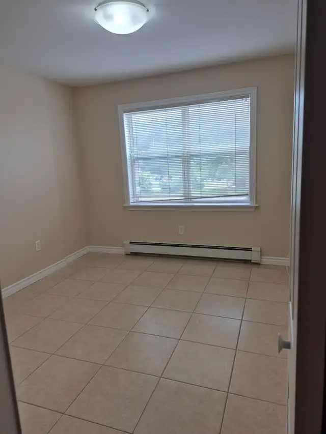 June. 1bdr apt  a den. Heat included. Parking. Elevator. East SJ - Photo 4