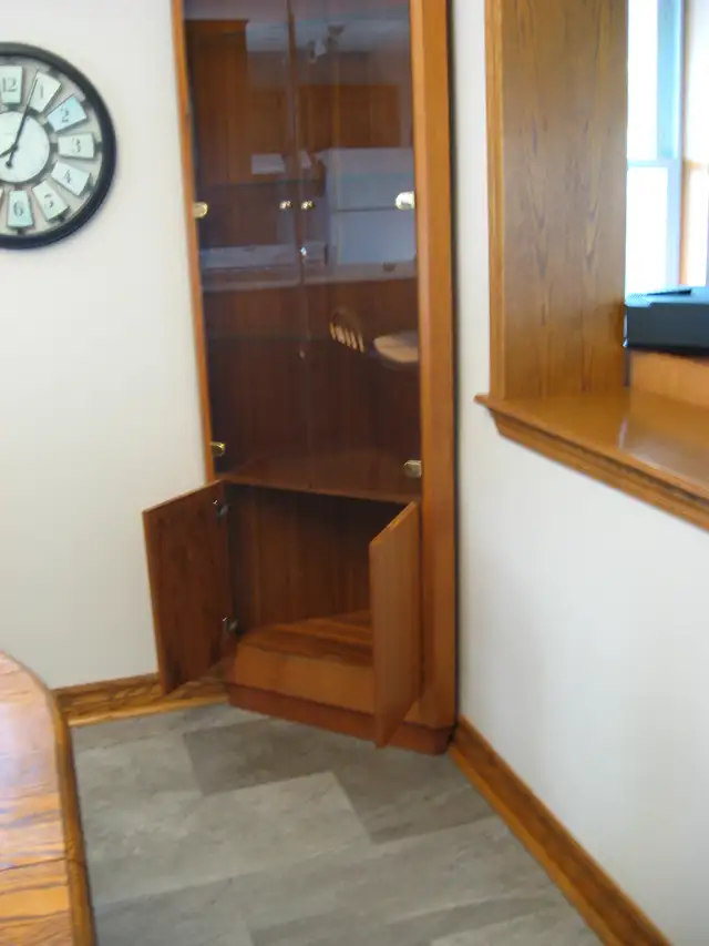 Teak Corner Cabinet - Photo 3