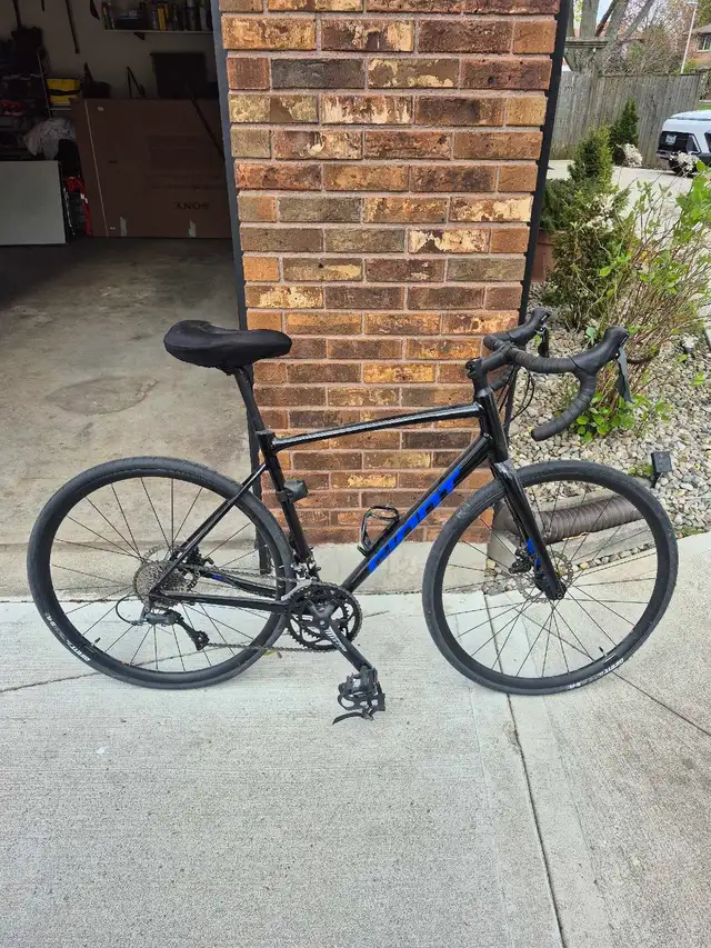 2023 Giant Contend AR 4 Road Bike