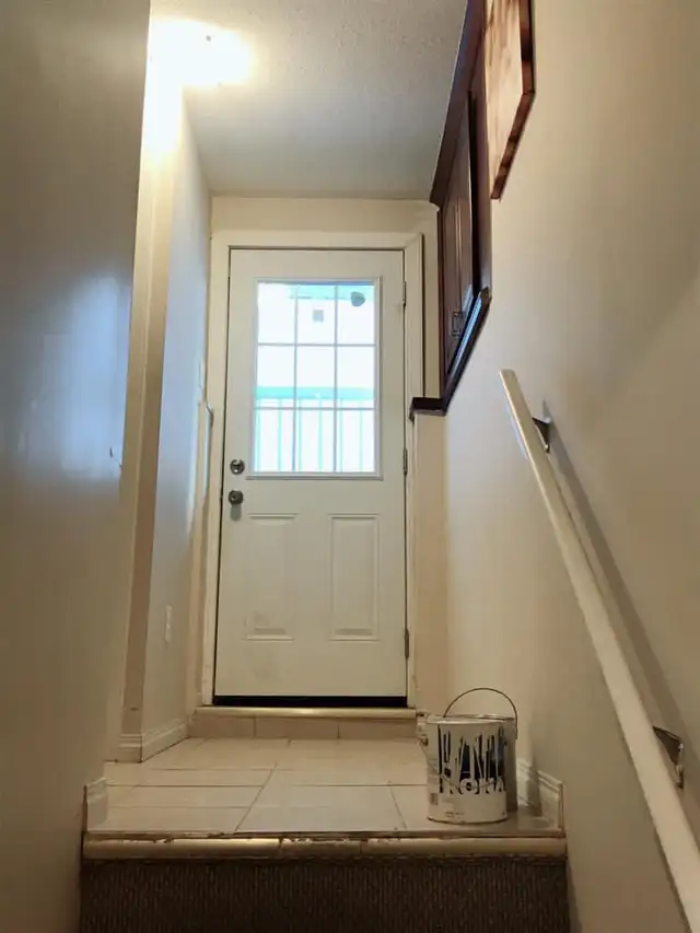 basement for rent - Photo 9
