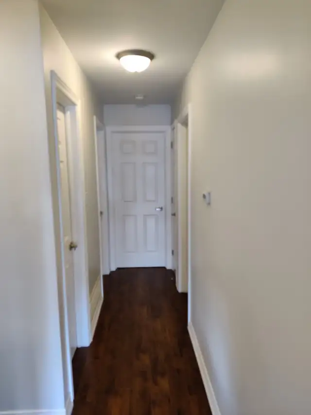 3 BEDROOM 1 BATH - UPPER LEVEL - ALL INCLUSIVE - Photo 3