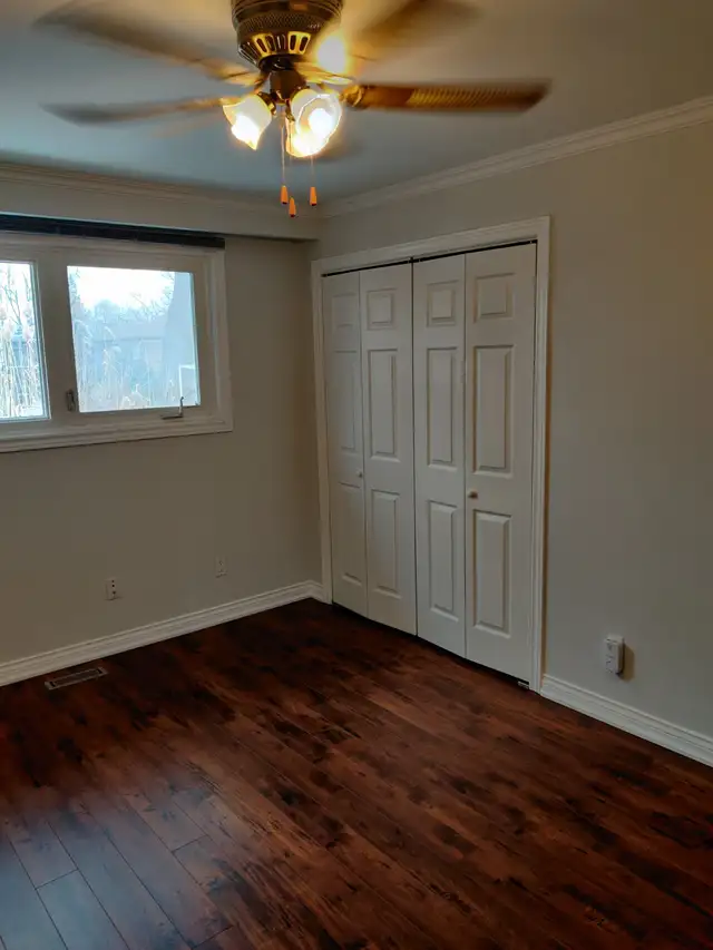 3 BEDROOM 1 BATH - UPPER LEVEL - ALL INCLUSIVE - Photo 4