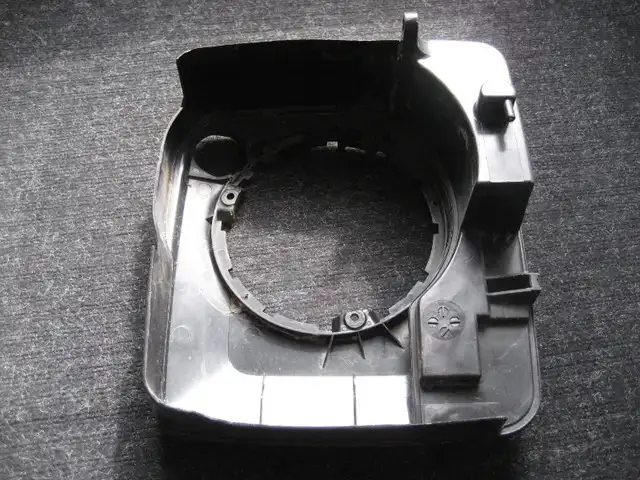 Briggs engine lawnmower gas tank, part # 699387 - Photo 2