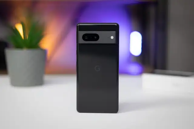 Unlocked Google Pixel 7-128GB - only $349 with 1 year warranty!