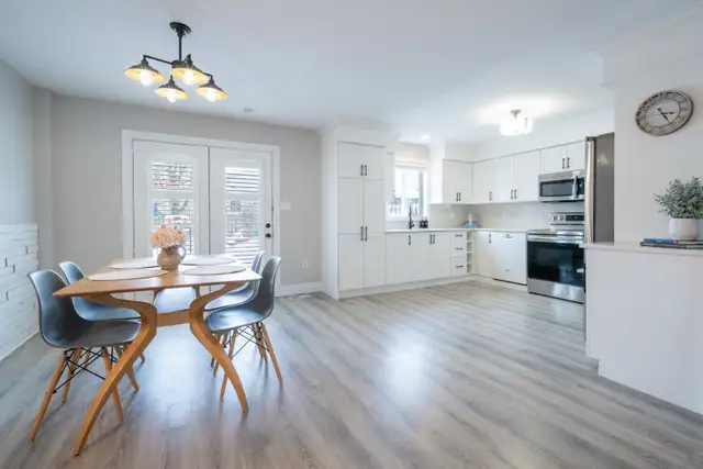 Home for Sale $569,900 - Photo 3