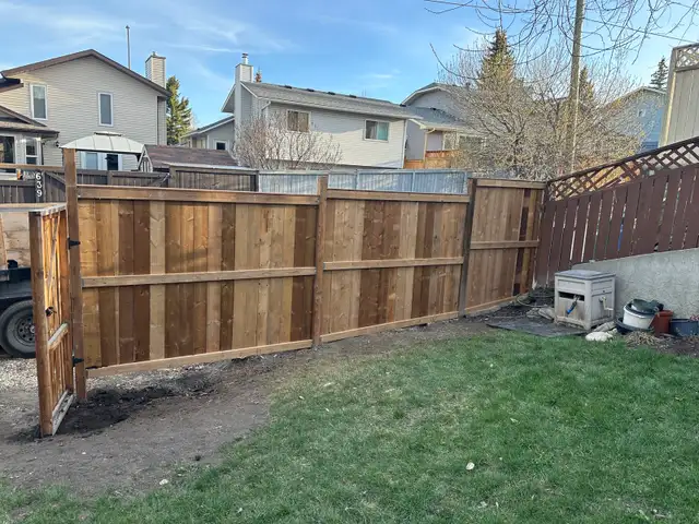 Junk Removal, Fence & Landscaping – Same Day Service Calgary