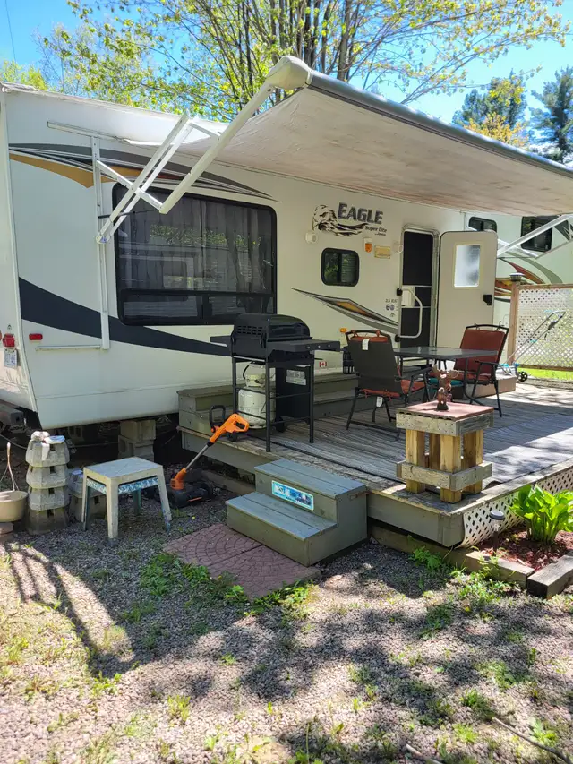 Trailer for sale 2011 Jayco Eagle on a seasonal site - Photo 2