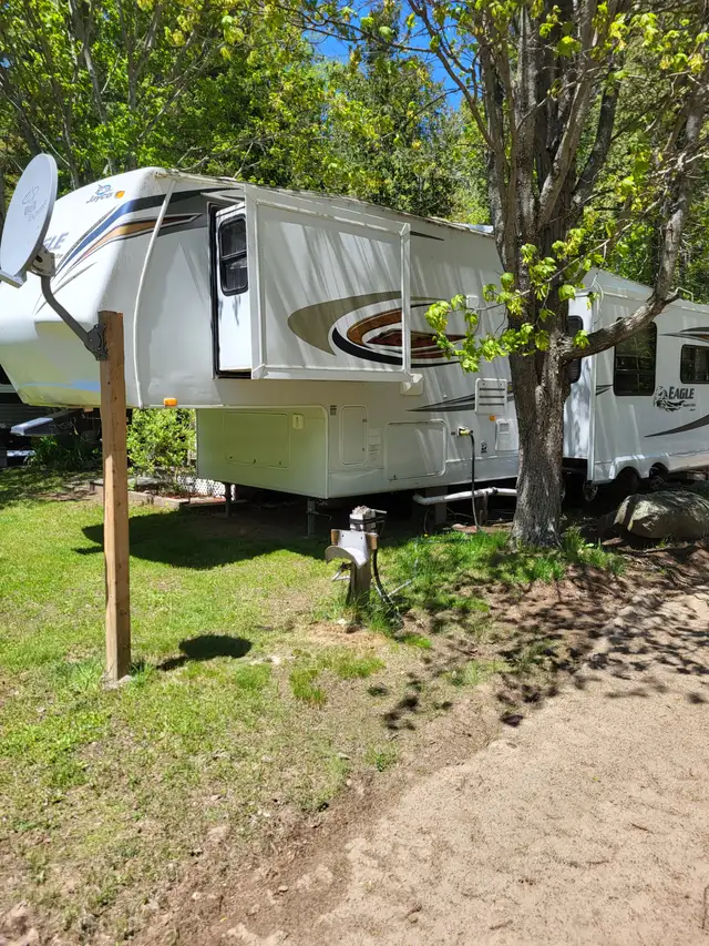 Trailer for sale 2011 Jayco Eagle on a seasonal site - Photo 3