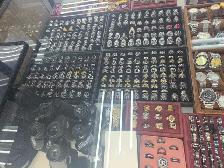 WE SELL WATCHES & Rings