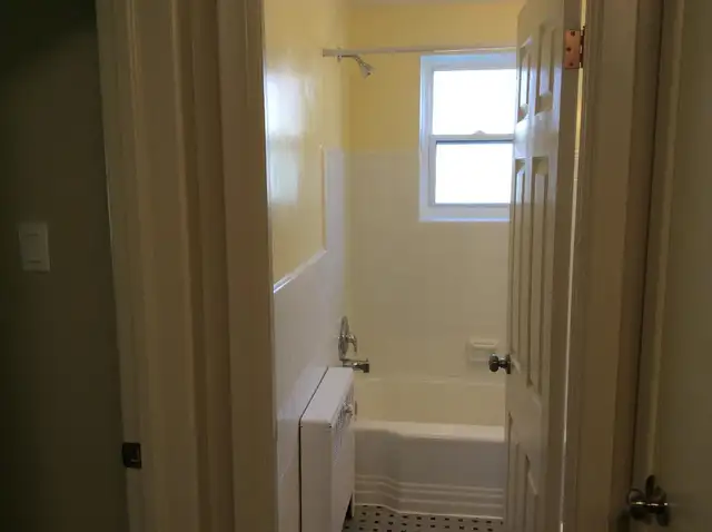 Newly Renovated Large 2 Bedroom Available July1 $1750.00 - Photo 5
