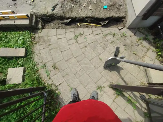 POSE ET RESTAURATION DE PAVÉ UNI - Photo 4