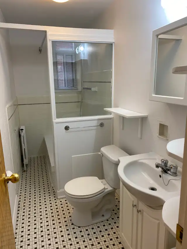 2 1/2 Chauffé, Eau Chaude, Poêle, Frigo , pour Août ,Montcalm - Photo 2