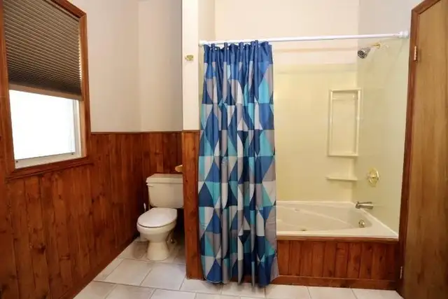2full bathroom, 2bedrooms, whole house for rent in St.James area - Photo 4