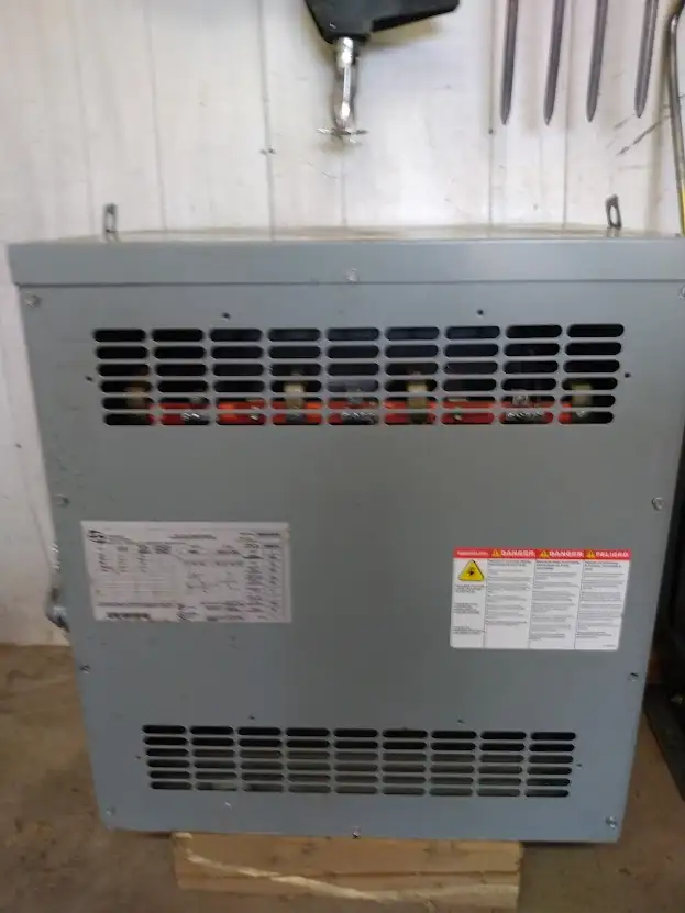 Transformateur 3 Phases 600V - Photo 2