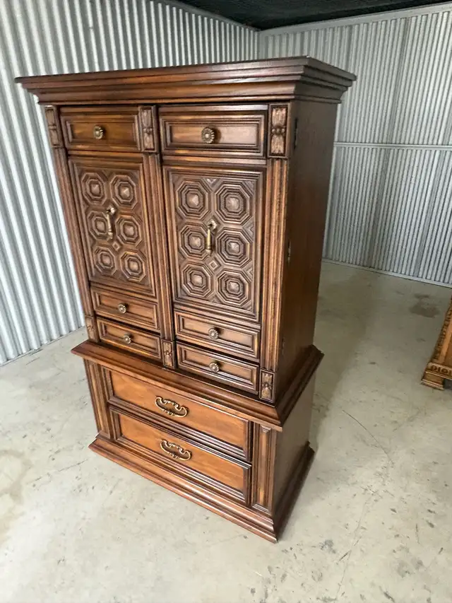 Free delivery used Vintage Wood Armoire Dresser - Photo 7