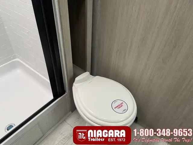 2025 FOREST RIVER ALTA 2375KRK Travel Trailer - Photo 23