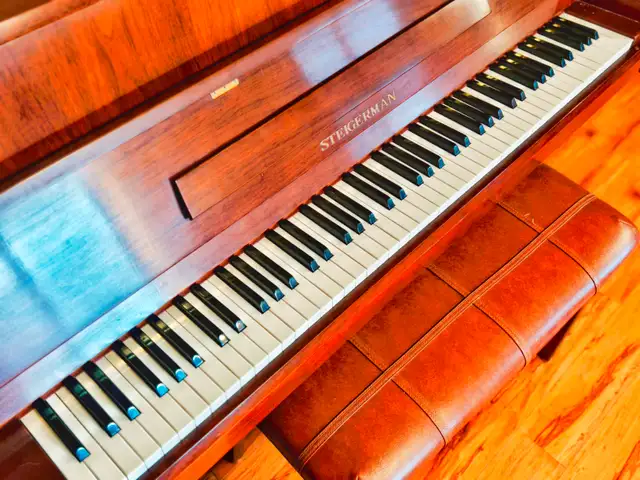 Piano for sale