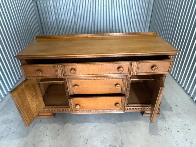 Free delivery antique Vintage Oak Sideboard Dresser - Photo 9
