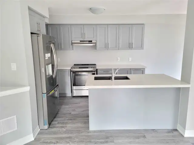 3 Bed 2.5 Bath - House - Photo 7