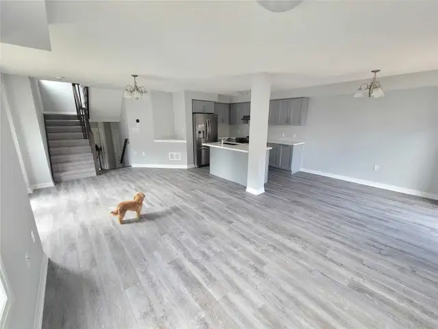 3 Bed 2.5 Bath - House - Photo 8