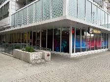 Downtown Condo AVAILABLE immediately! Gym Rooftop
