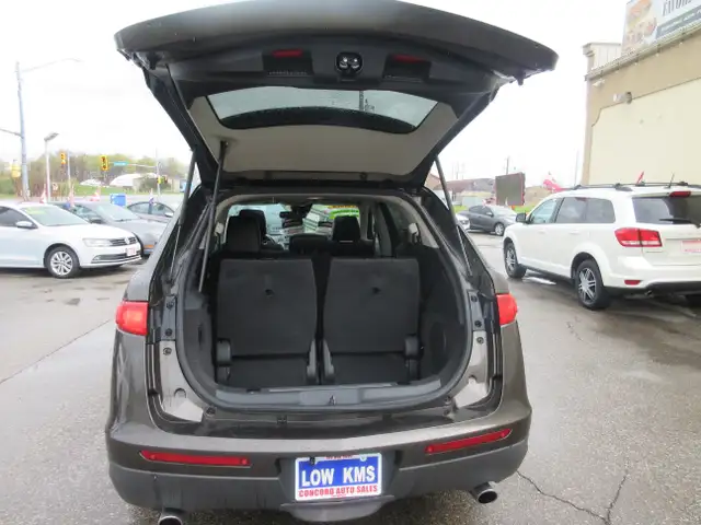 2011 Lincoln MKT MKT - Photo 15