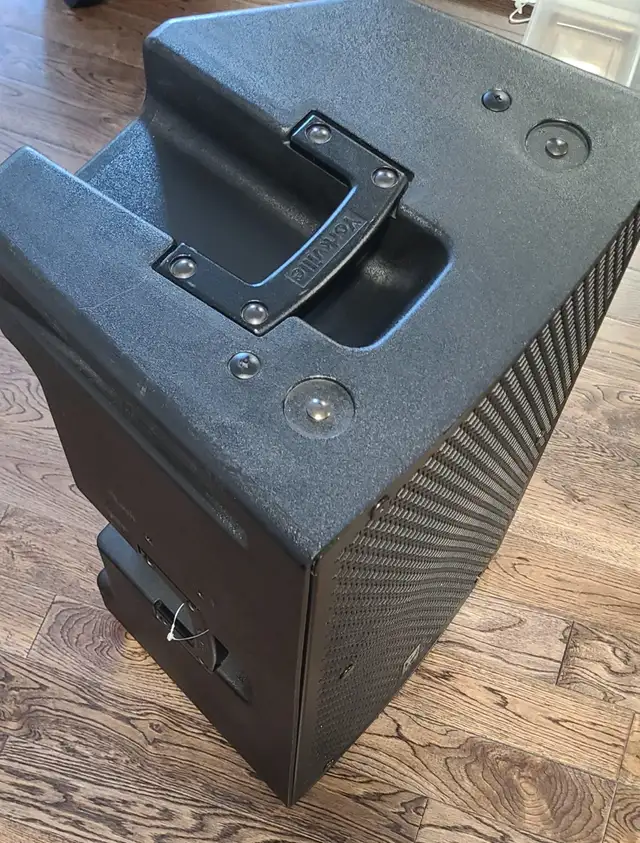 YORKVILLE PS12P 12' Powered Speaker 1400 watts, 4400 peak