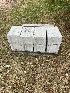 used concrete blocks
