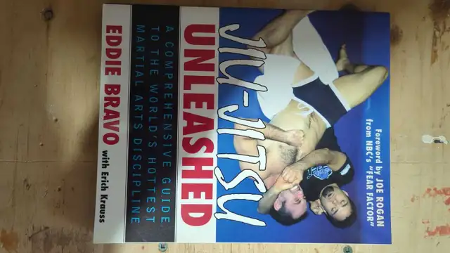 Mixed Martial Arts Books - Excellent Condition - Photo 6
