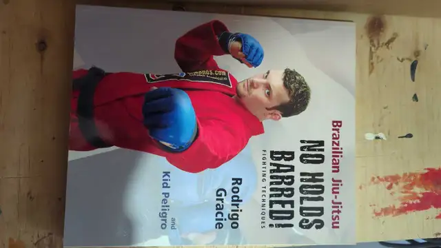 Mixed Martial Arts Books - Excellent Condition - Photo 8